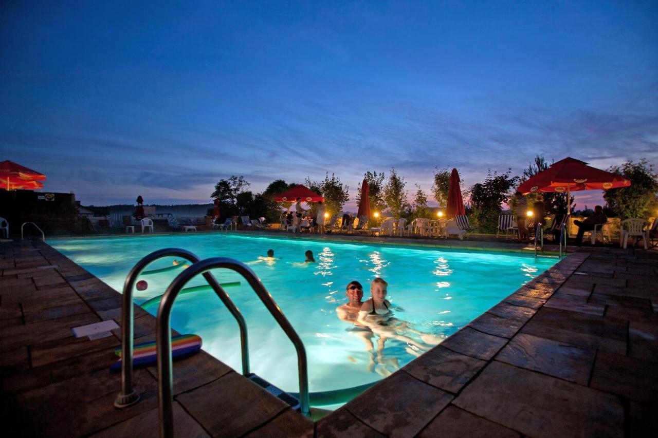 Magra Holiday Club Debina  ภายนอก รูปภาพ